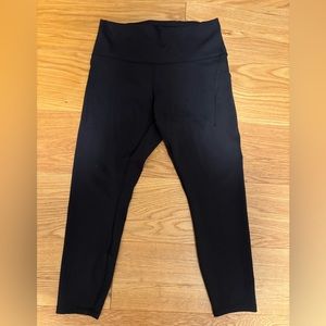 Tara - Lululemon Wunder Train High-Rise Tight with Pockets 25”